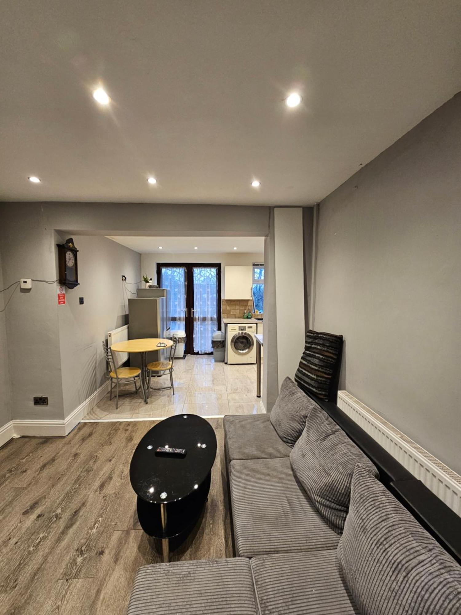 Monyhull Homestay - Near City Centre Kingsheath Nia Nec Bhx Birmingham Exterior foto